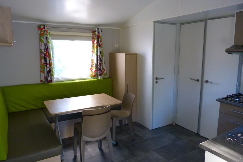 Camping La Maurie Foulerot Room photo