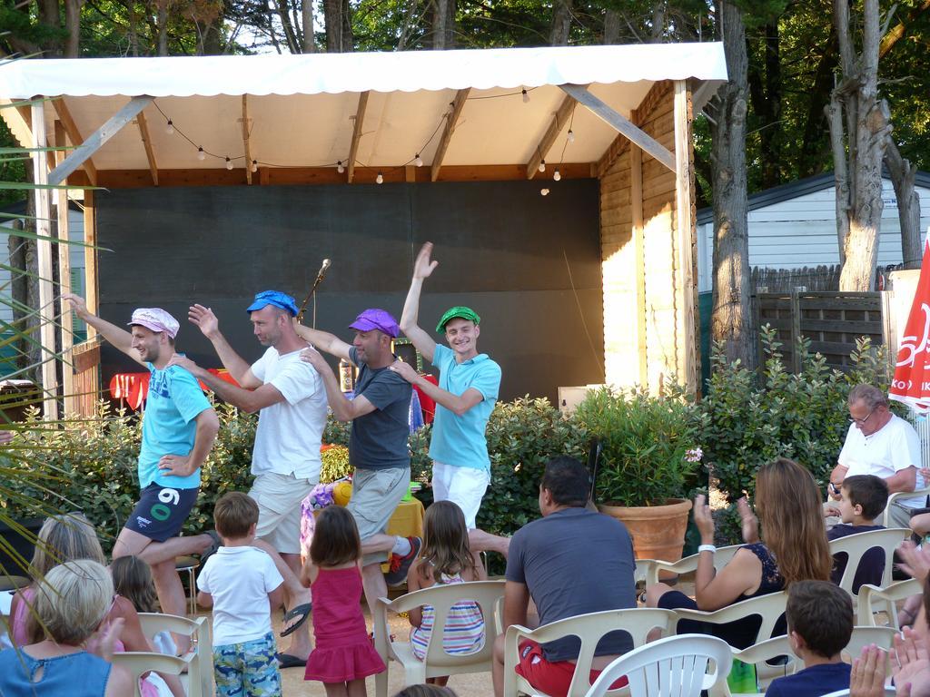 Camping La Maurie Foulerot Exterior photo